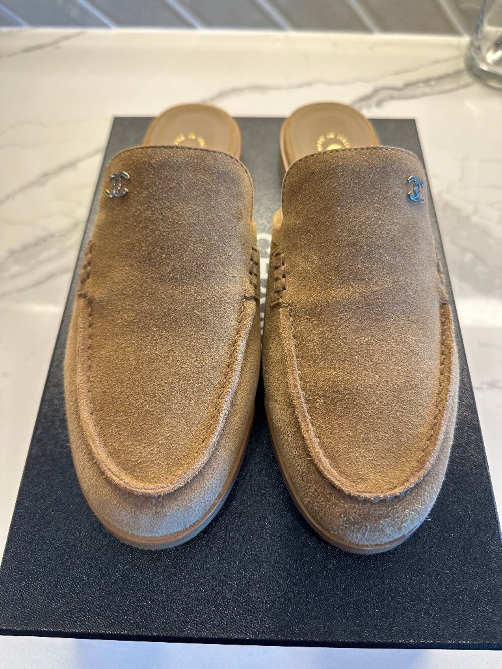 NWT Chanel Interlocking CC Logo Mules (Spring Summer 2026 Pre-collection) - Picture 8 of 8